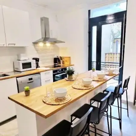 Apartment Plein Centre 8pers 4ch 2sdb, Terrasse, Billard - Angers-roe